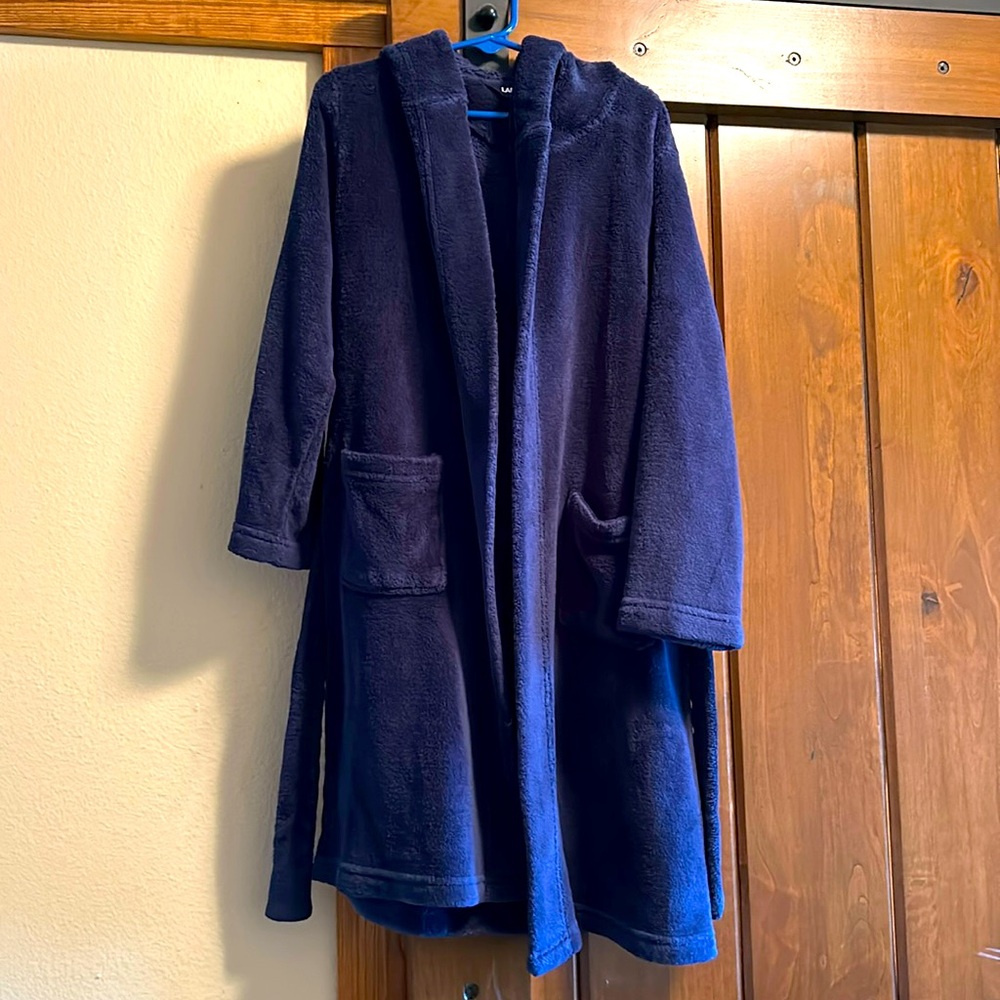 Lands’ End Fleece Kids Robe size 6
